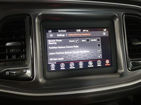 Used 2021 Dodge Challenger SXT image 18