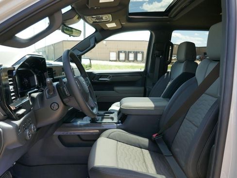New 2026 Chevrolet Silverado 1500 ZR2 w/ Dark Appearance Package AWD/4WD image 19