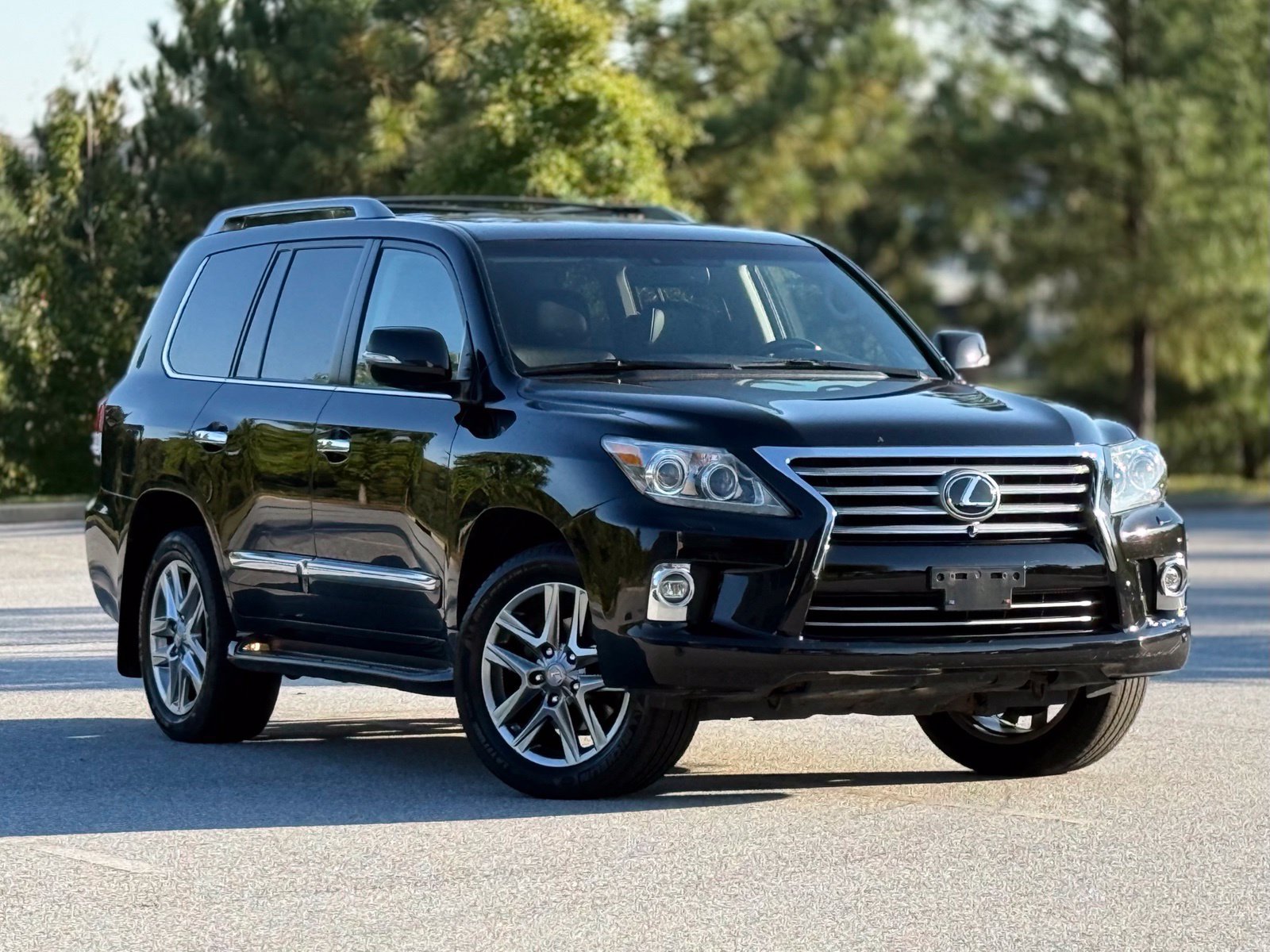 Used 2015 Lexus LX 570 4WD image 13