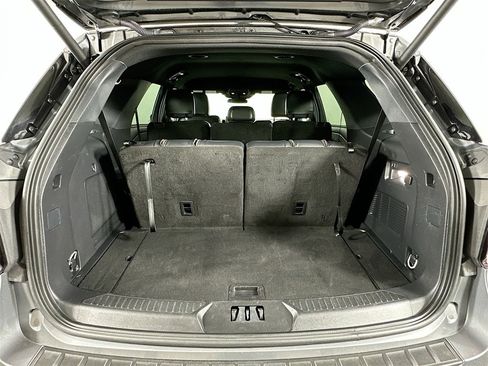 Used 2025 Ford Explorer ST-Line w/ ST-Line Street Pack image 27