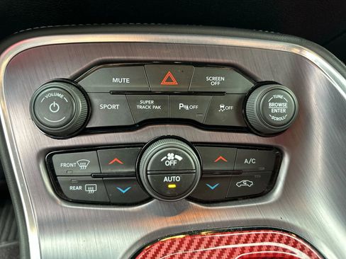 Used 2018 Dodge Challenger T/A image 35