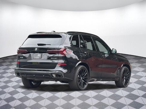 Used 2026 BMW X5 xDrive40i w/ M Sport Package AWD/4WD image 9