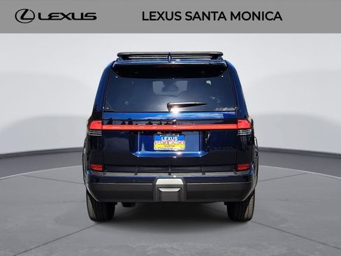 Used 2026 Lexus GX 550 w/ Accessory Package (31) AWD/4WD image 6