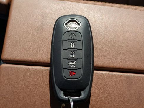 Certified 2026 Nissan Rogue Platinum w/ Platinum Premium Package AWD/4WD image 30
