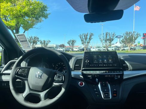 New 2026 Honda Odyssey Sport-L image 23