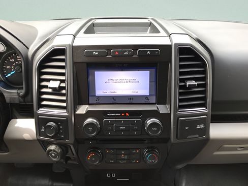 Used 2018 Ford F150 XLT w/ Equipment Group 302A Luxury AWD/4WD image 16