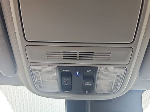 Used 2021 Honda Pilot EX-L image 27