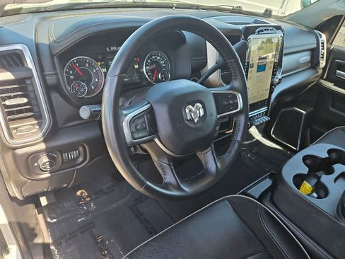 Used 2024 RAM 2500 Laramie AWD/4WD image 10