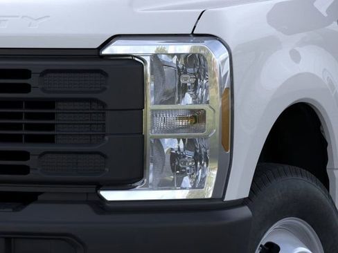 New 2025 Ford F350 XL image 9