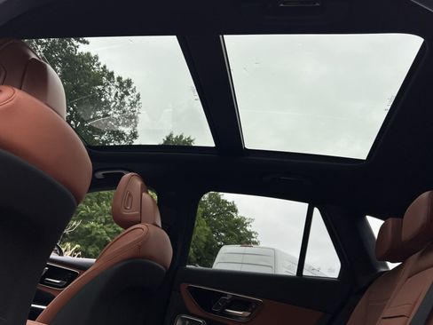 New 2026 Mercedes-Benz GLC 300 4MATIC image 29