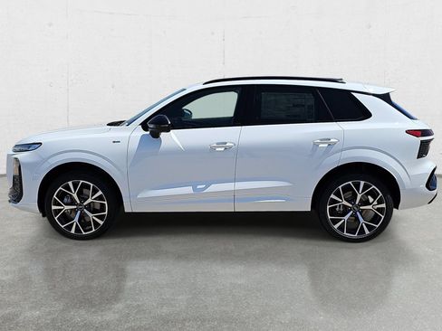 New 2026 Audi Q3 quattro 2.0T AWD/4WD image 8