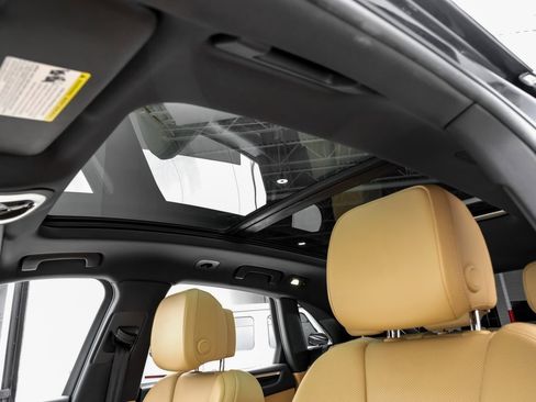 Used 2018 Porsche Macan image 8