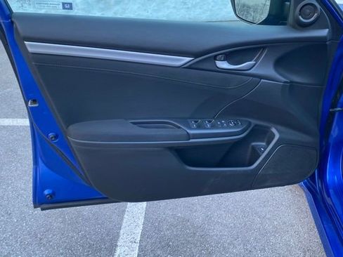 Used 2017 Honda Civic EX image 10
