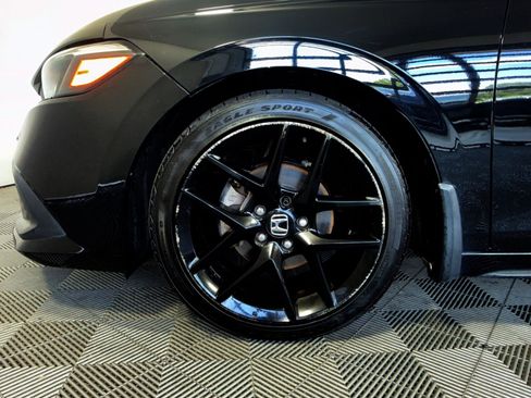 Used 2023 Honda Civic Sport image 12