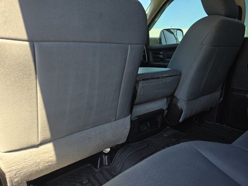 Used 2016 RAM 2500 Tradesman w/ Chrome Appearance Group AWD/4WD image 17