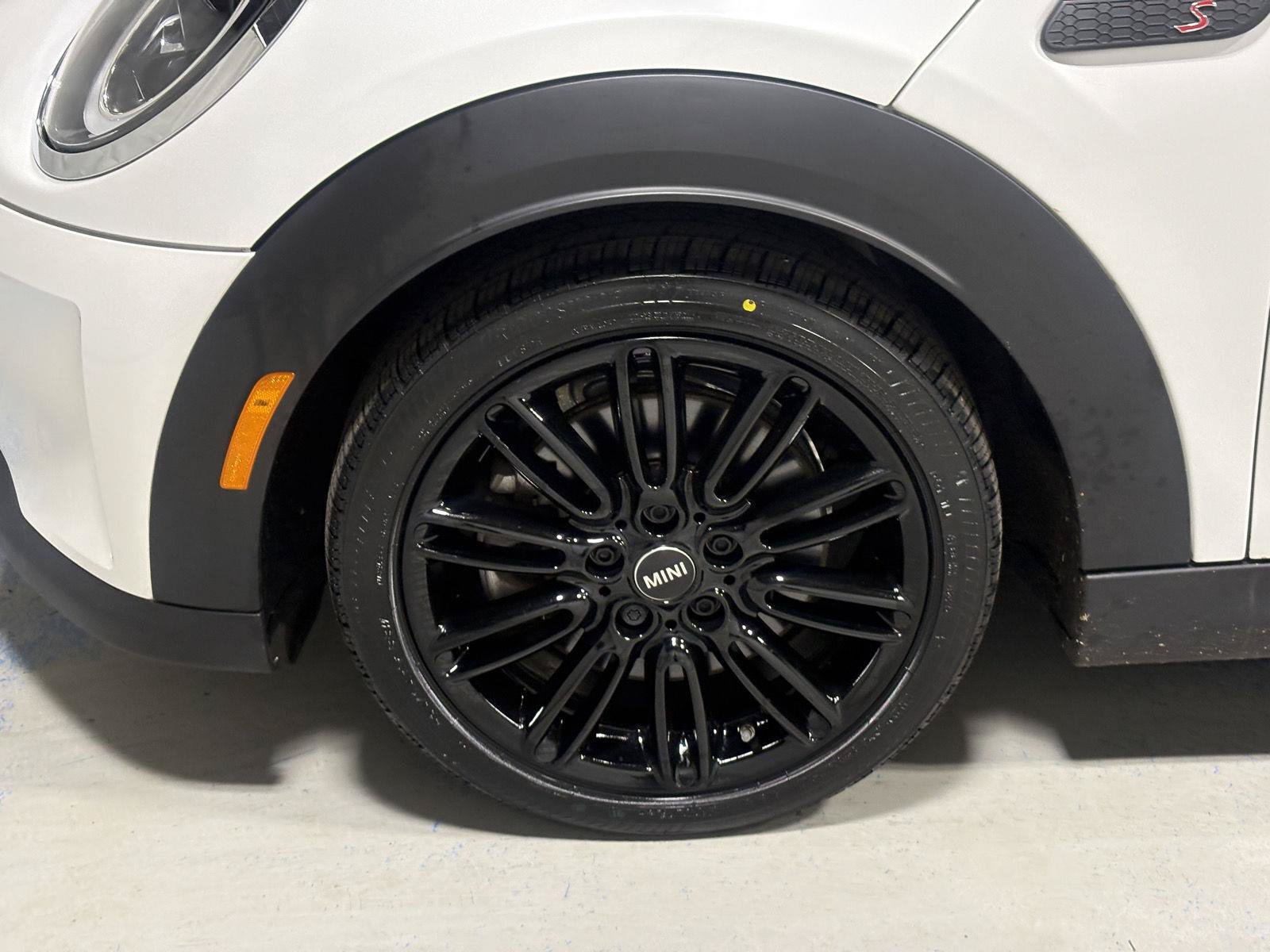 Used 2024 MINI Cooper S FWD image 32