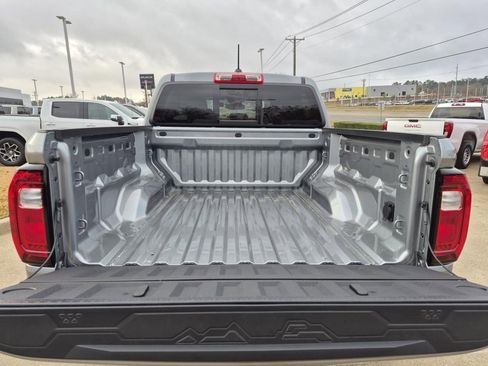 New 2026 GMC Canyon Elevation w/ Convenience Package AWD/4WD image 6