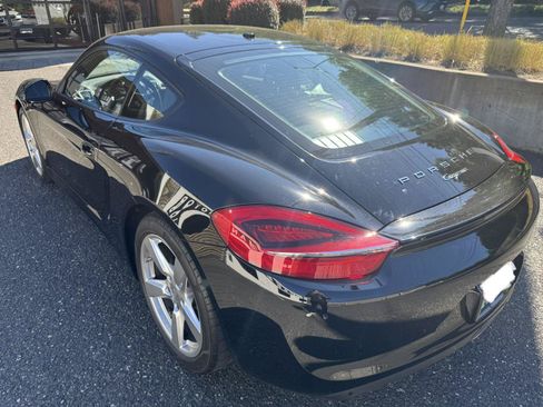 Used 2015 Porsche Cayman RWD image 5