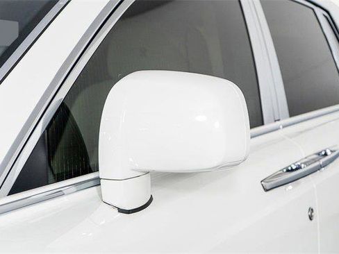 Used 2016 Rolls-Royce Phantom Sedan image 31