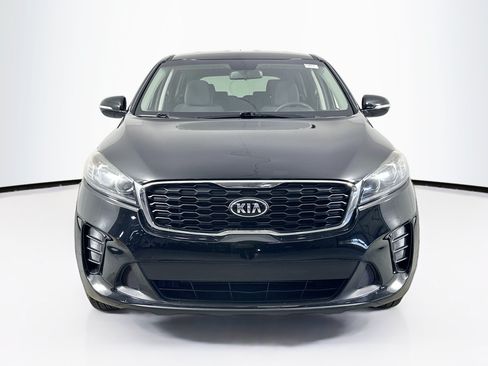 Used 2019 Kia Sorento L FWD image 2