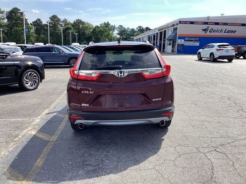 Used 2018 Honda CR-V Touring image 2
