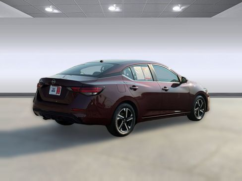 Used 2025 Nissan Sentra SV FWD image 13