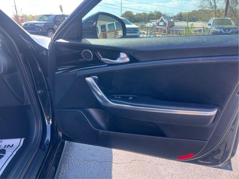 Used 2022 Kia Stinger GT-Line image 22