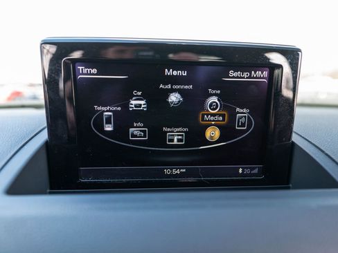 Used 2018 Audi Q3 2.0T Premium Plus AWD/4WD image 34