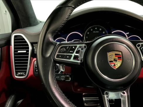 Used 2019 Porsche Cayenne Turbo AWD/4WD image 20