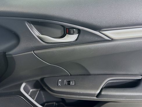 Used 2020 Honda Civic Sport image 31