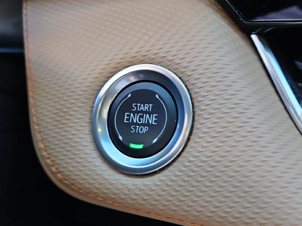 Used 2025 Chevrolet Equinox ACTIV FWD image 34