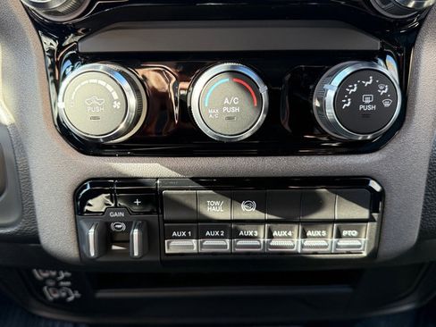 New 2026 RAM 3500 Tradesman image 25