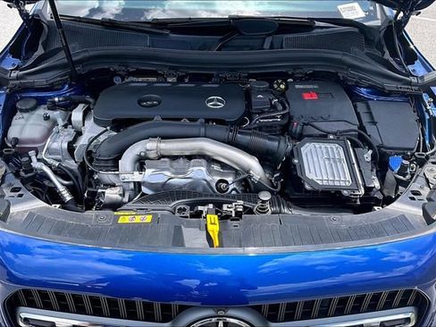 Used 2025 Mercedes-Benz GLA 250 image 9