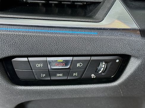 Used 2024 BMW i4 eDrive40 w/ Premium Package RWD image 17