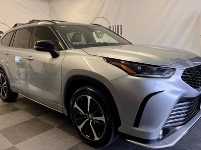 Used 2021 Toyota Highlander XSE