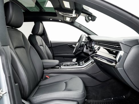 Certified 2025 Audi Q8 Premium Plus w/ Premium Plus Package image 21