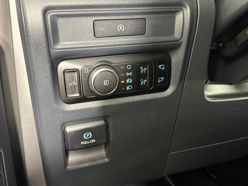 Used 2025 Ford F150 XLT w/ Equipment Group 302A MID image 22