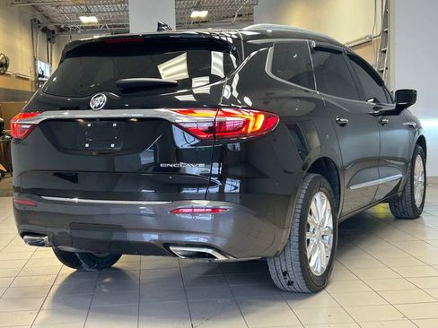 Used 2019 Buick Enclave Essence image 7