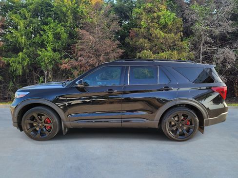Used 2020 Ford Explorer ST w/ ST Street Pack AWD/4WD image 22