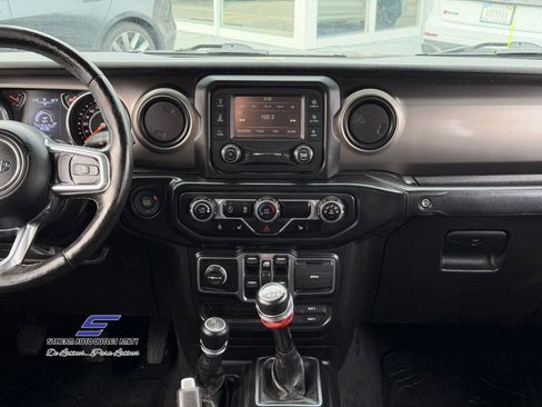 Used 2020 Jeep Gladiator Sport w/ Quick Order Package 23S image 21