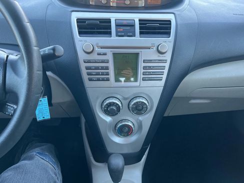 Used 2008 Toyota Yaris Sedan FWD image 10