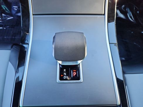 Used 2026 Land Rover Range Rover Velar S image 16