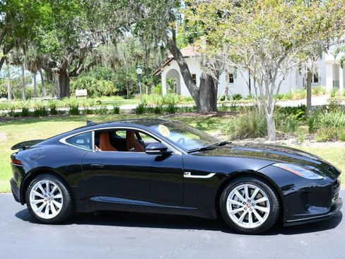 Used 2018 Jaguar F-TYPE Coupe RWD image 29
