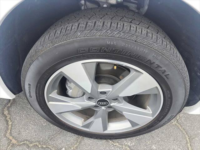 Used 2023 Audi Q5 2.0T Premium Plus w/ Premium Plus Package AWD/4WD image 9