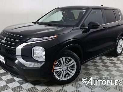 Used 2024 Mitsubishi Outlander ES