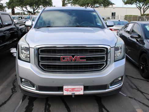 Used 2015 GMC Yukon XL SLT w/ Open Road Package RWD image 4