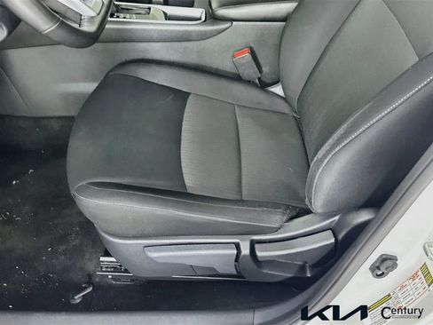 Used 2024 Nissan Sentra SV w/ All-Weather Package FWD image 18
