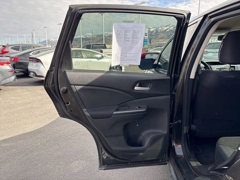 Used 2015 Honda CR-V LX image 19
