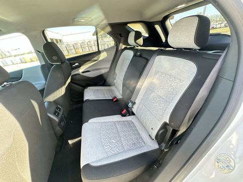 Used 2024 Chevrolet Equinox LS w/ LS Convenience Package image 24