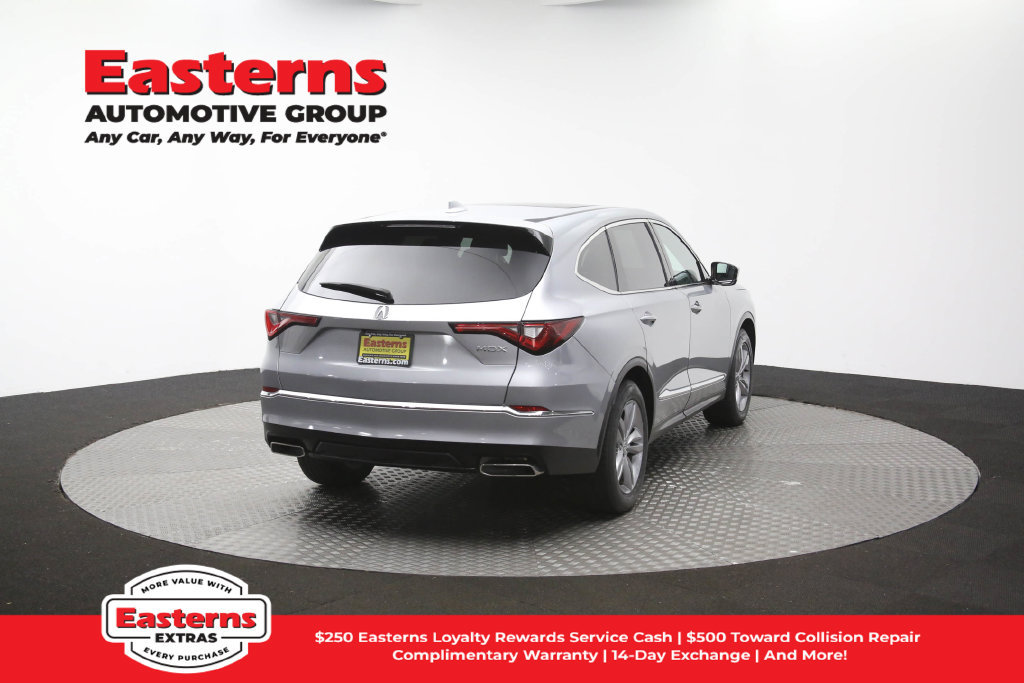 Used 2023 Acura MDX SH-AWD image 44
